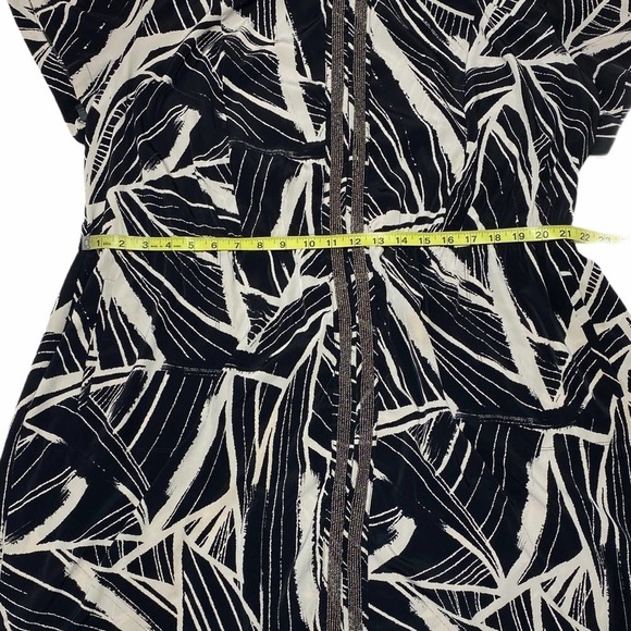 ALFANI Woman Printed Mini Shift Dress Size 24W - Picture 8 of 14